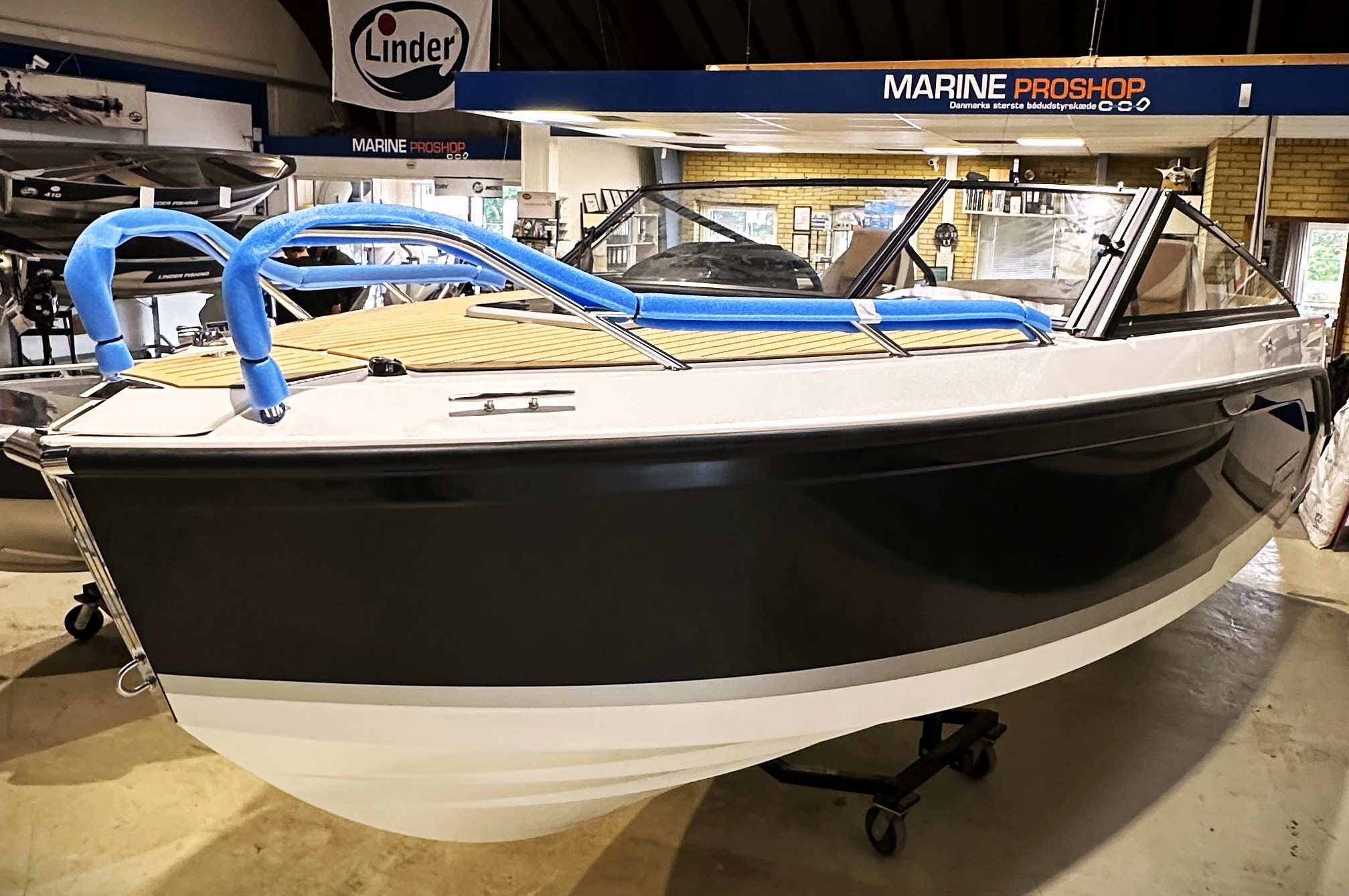 Quicksilver Activ 605 Cruiser med Mercury F 150 XL - 2